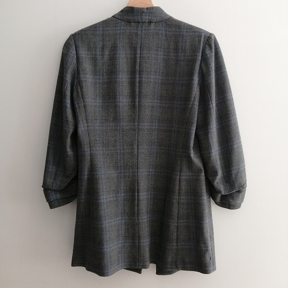 Aritzia Babaton Power Hip Blazer Macauley Glencheck Gray Blue Plaid Size 0 - Picture 4 of 17